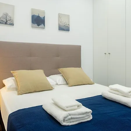 With Super Comfortable Beds Βαλένθια