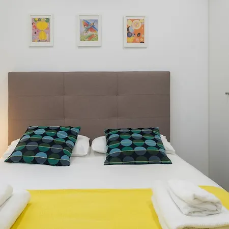 Bright, Brand New & Very Comfortable Апартаменты *