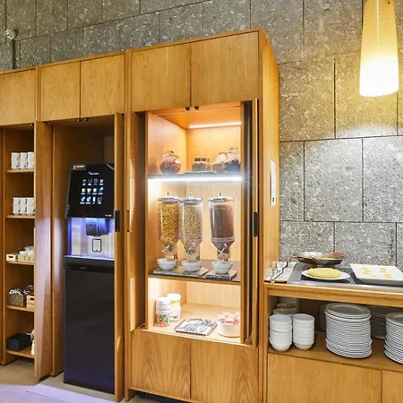 西尔肯瓦伦西亚之门酒店 瓦伦西亚