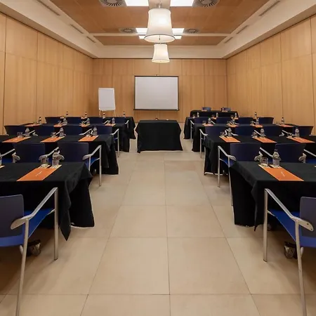 西尔肯瓦伦西亚之门酒店