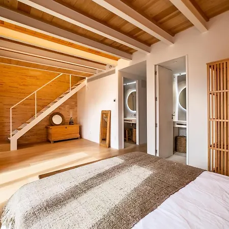 Appartement Design Loft Near The Sea *