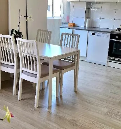 Cozy Modren On Malvarrosa Valencia