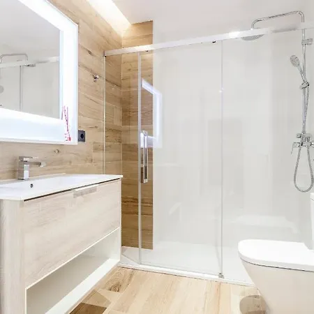Casa Espectacular De Diseno Con Jardin Interior
