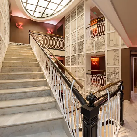 Sh Ingles Boutique 4*