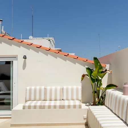 מלון Mate Collection Helen Berger