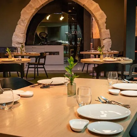 Caro Hotel 5*