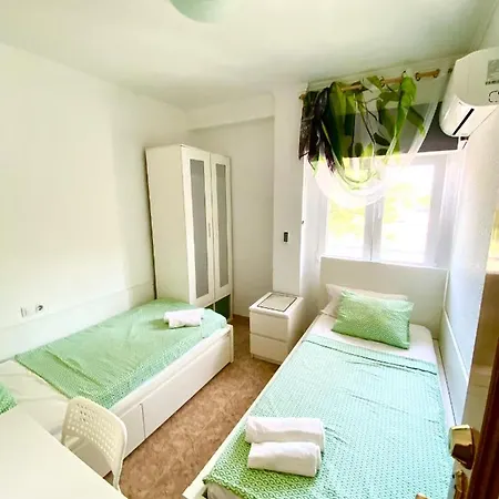 De Temporada En Malvarrosa Vacaciones Largas Long Desde 11 Noches *