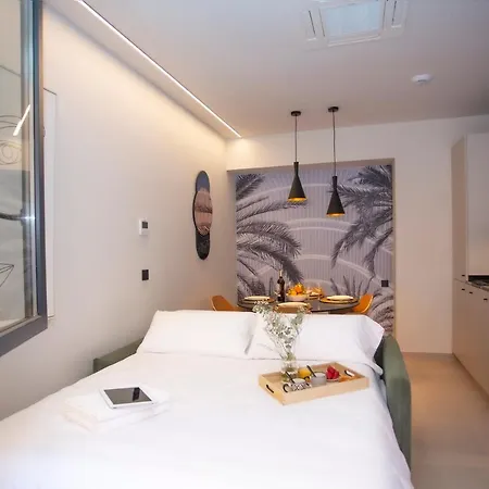 Neobeds - Stylish Modern 1Br Apt Near Old Town & Steps From Turia Park