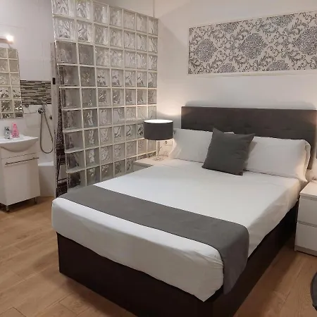 Otel Rous - Solo Adultos Valensiya