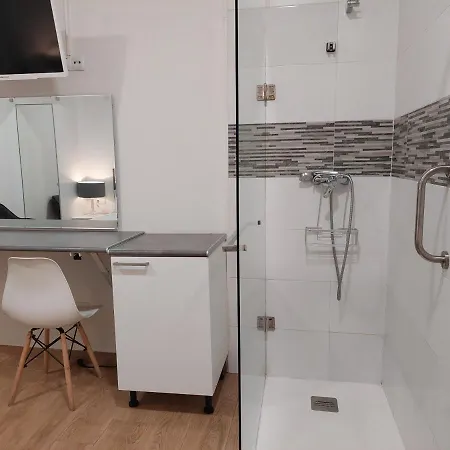 Otel Rous - Solo Adultos *