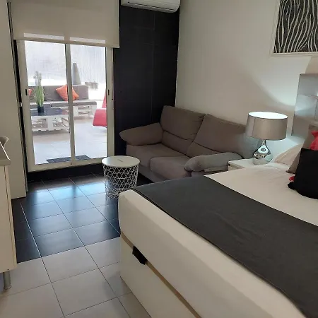 Rous - Solo Adultos Otel *