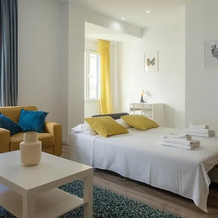 Apartamento Modern, Stylish With Balcony *