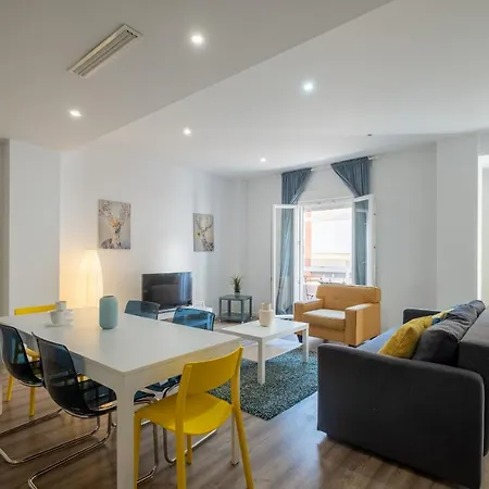 Modern, Stylish With Balcony *