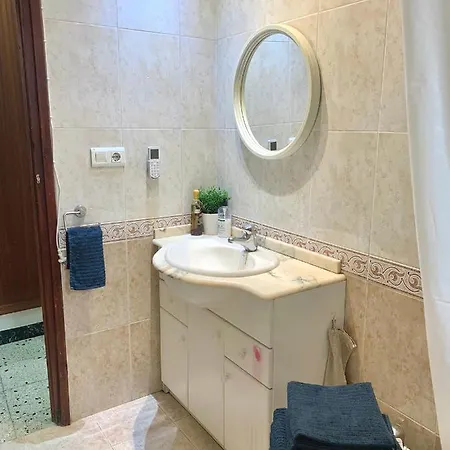 아파트 Big Spacious Penthouse Next To The Sea