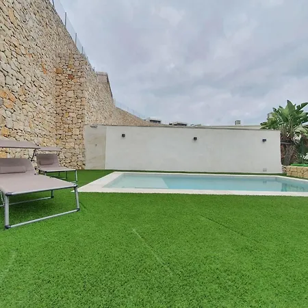 Con Piscina Privada Апартаменты