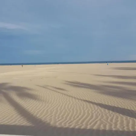 Arenas 3 Apartment *