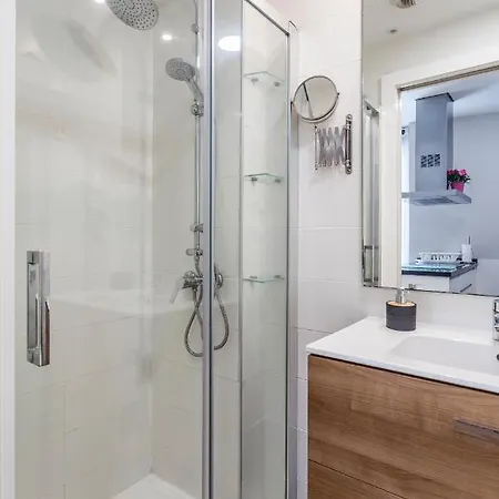 Piso En La Playa, Wifi Gratis Y Ac Apartamento