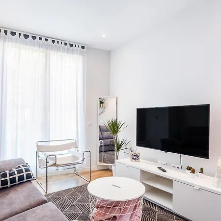 Piso En La Playa, Wifi Gratis Y Ac Apartamento *