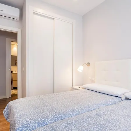 Apartamento Piso En La Playa, Wifi Gratis Y Ac *