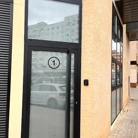 Loft Con Caracter En Valencia. شقة *
