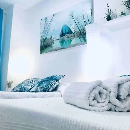 Apartament A123 Viviendaturisticavalencia Grandes Grupos