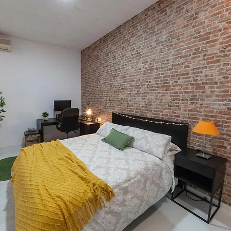 Digital Nomad Retreat 2 -great Location Near Metro