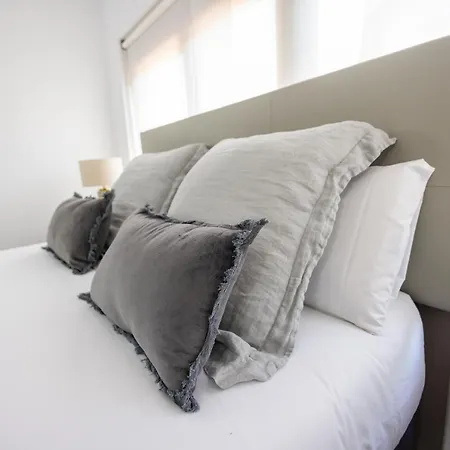 Florit Flats - The Apolo アパート *