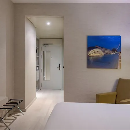 Sh Colon Hotel
