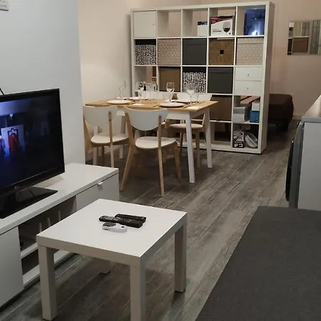 Apartmentsuitespain Playa - Universidades 발렌시아