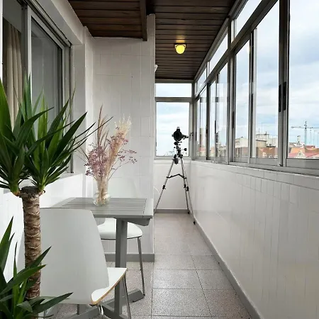 Your Sunny & Spacious Portview فالنسيا