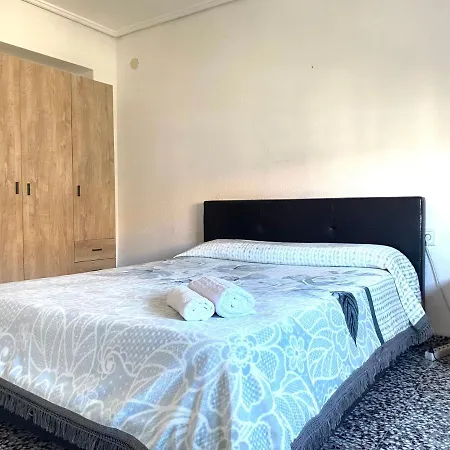 Private In Shared Workstay Séjour chez l'habitant *