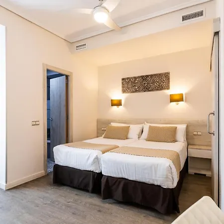 Отель Sweet Continental Валенсия