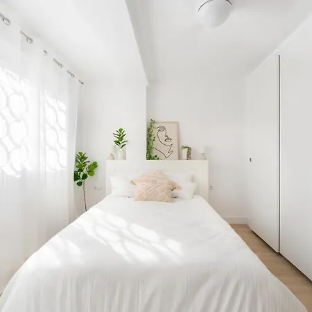 Espectacular Piso Reformado Al Lado Del Rio Turia アパート