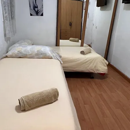 Homestay Malvarrosa Comoda Y Sencilla Cerca De La Playa *