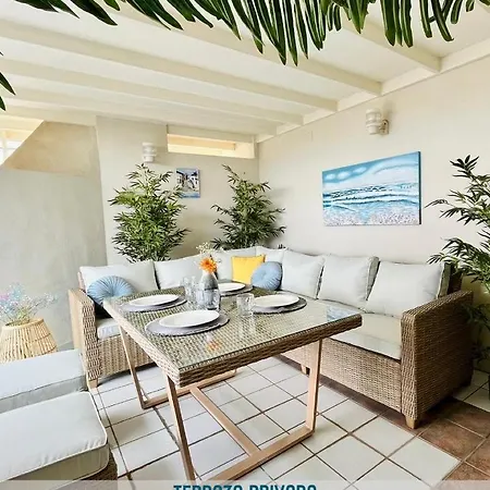 Atico Frente Al Mar, Pataconablue, Complejo Vacacional Daire *