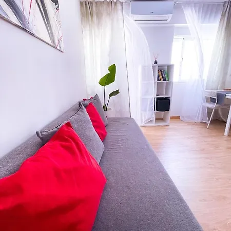 Aiora Homestay szállás *
