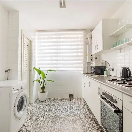 ホームステイ Sweets On The *