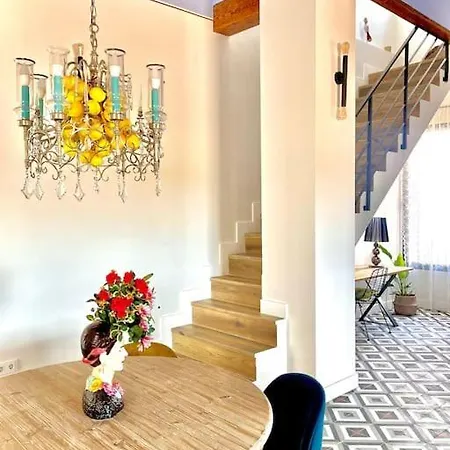 Casa Mediterranea- Les Mil I Nits *