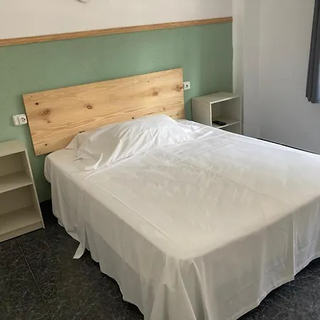 Konukevi Malvarrosa Valensiya