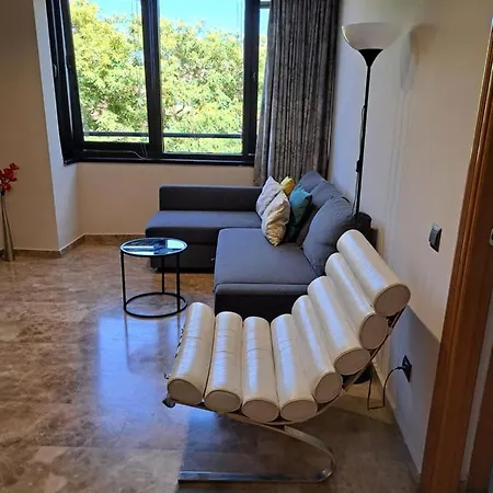 Apartment En La Ciudad De Artes Y Ciencias *