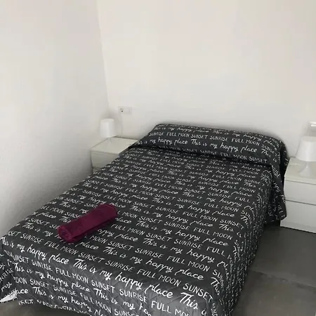 בית נופש Villashinojosa Luxury Poesia