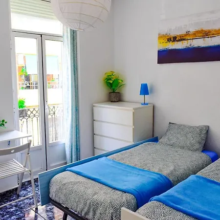 Cosy With Balcony Between & Center 6p * Valencia
