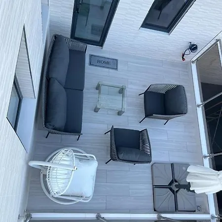 Deluxe House Semesterbostad