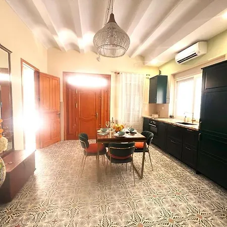 Esmeralda With Free Private Underground Parking * فالنسيا