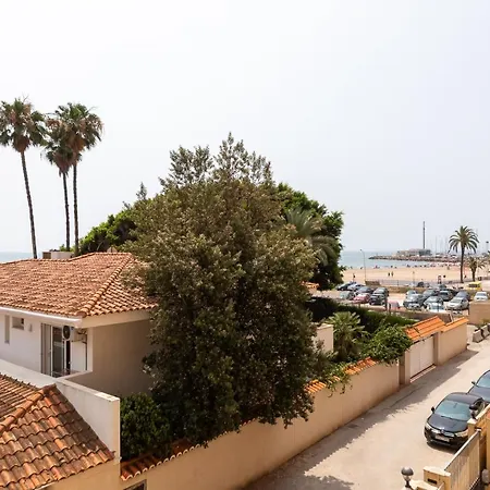 Isola Beachside Apartment