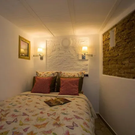 Lägenhet Next To Market, Cathedral And Town Hall *