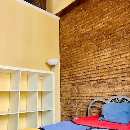 Atico Loft Abuhardillado Frente A Ruzafa - Pets Friendly, Wifi *