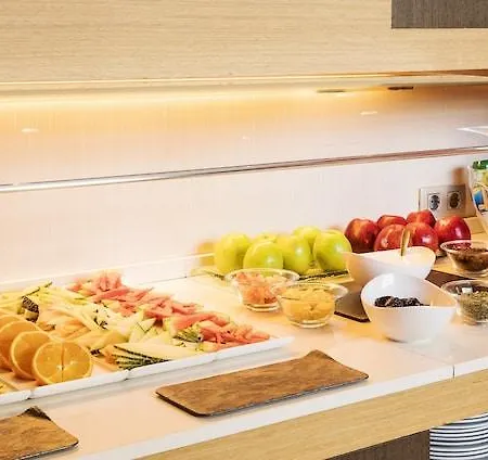 ホテル イルニオン アクア 4 バレンシア