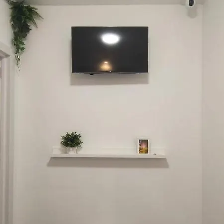 Small And Cozy - G10 3*