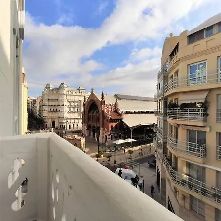 De Lujo Frente Al Mercado Colon. Only Adults Walencja